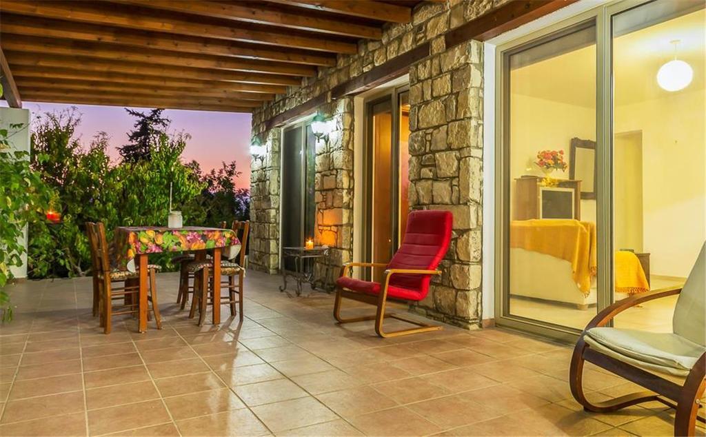 Rustic Village Retreat Amargeti Zimmer foto